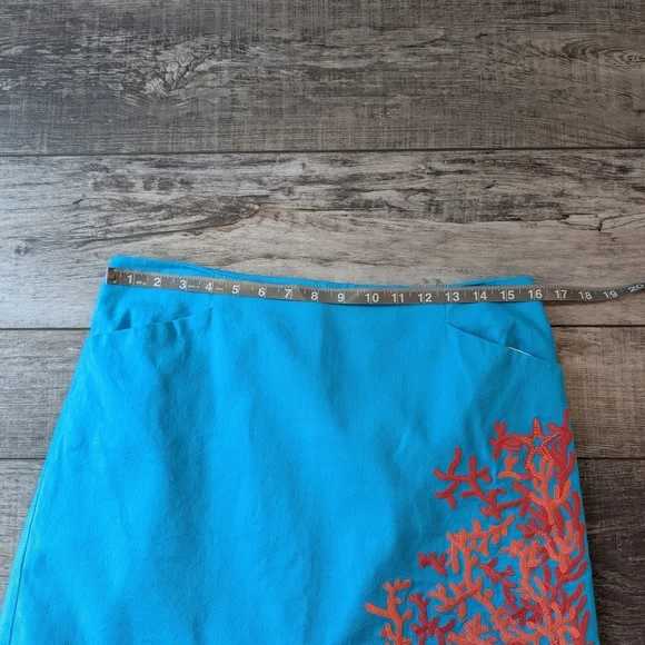 Lilly Pulitzer Blue Pencil Mini Skirt Sz 10. - Picture 7 of 8